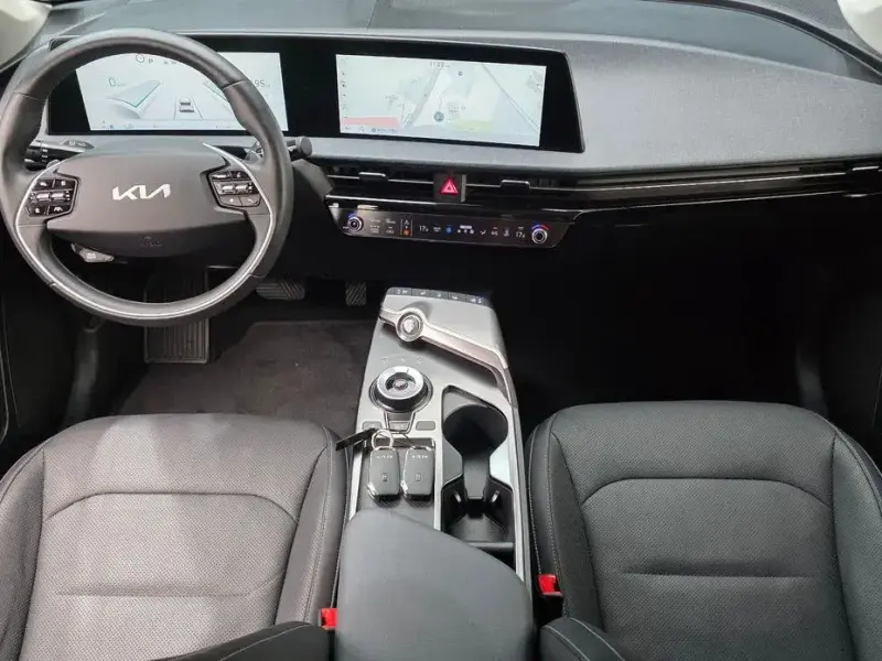2022 Kia EV6 с пробегом 52 431 км