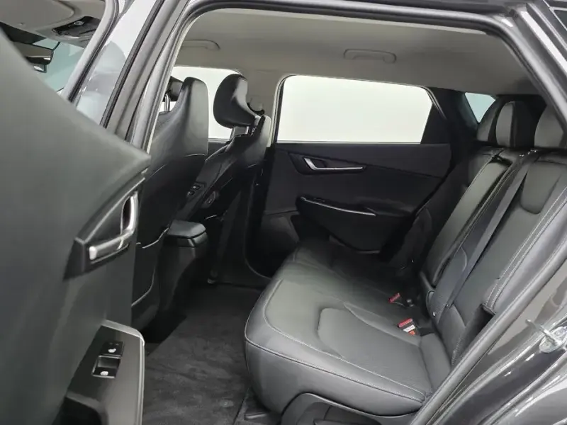 2022 Kia EV6 с пробегом 52 431 км