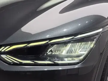 2022 Kia EV6 с пробегом 52 431 км