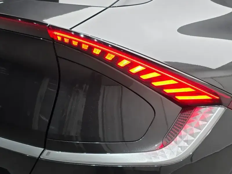 2022 Kia EV6 с пробегом 52 431 км