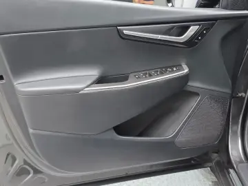 2022 Kia EV6 с пробегом 52 431 км