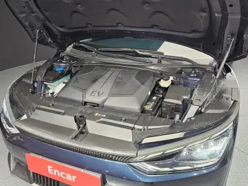 2023 Kia EV6 с пробегом 36 799 км