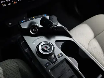 2023 Kia EV6 с пробегом 36 799 км