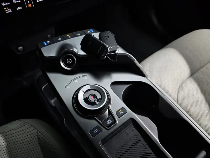 2023 Kia EV6 с пробегом 36 799 км