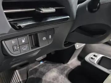 2023 Kia EV6 с пробегом 36 799 км