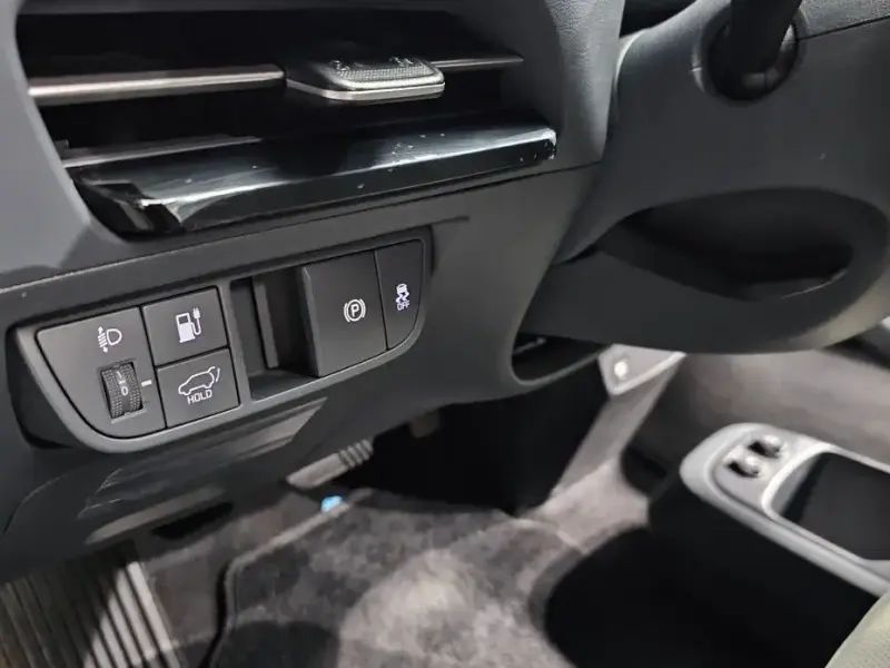 2023 Kia EV6 с пробегом 36 799 км