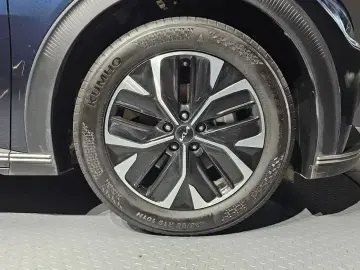 2023 Kia EV6 с пробегом 36 799 км