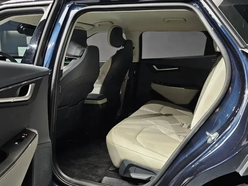 2023 Kia EV6 с пробегом 36 799 км