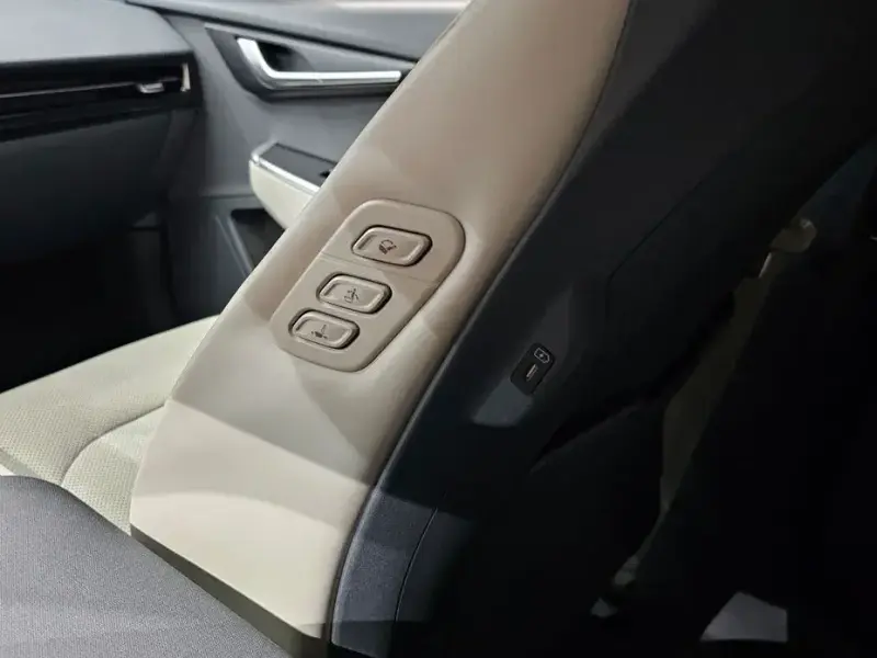 2023 Kia EV6 с пробегом 36 799 км
