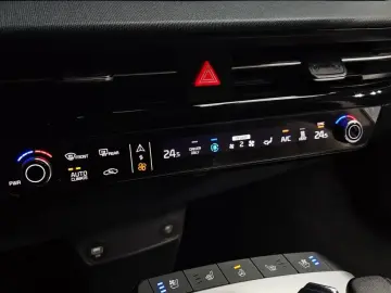 2023 Kia EV6 с пробегом 36 799 км