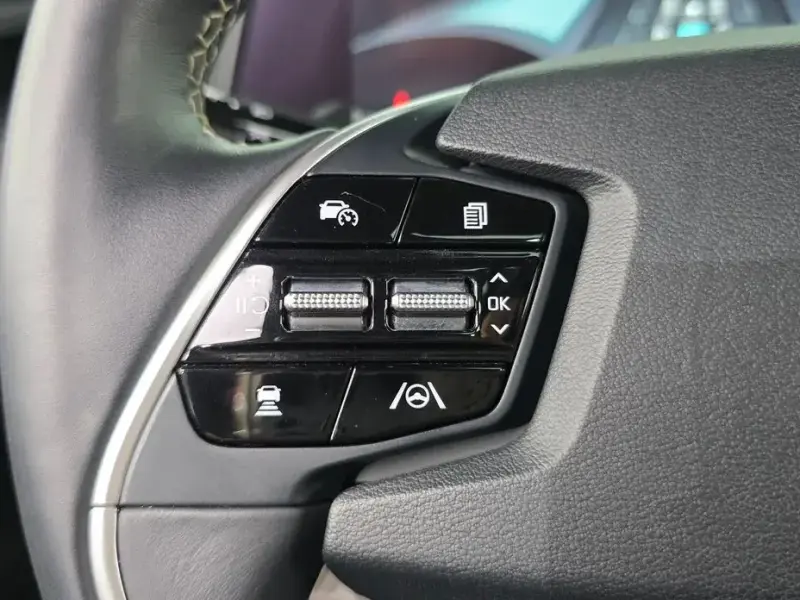 2023 Kia EV6 с пробегом 41 670 км
