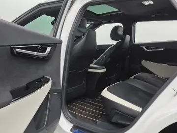 2023 Kia EV6 с пробегом 41 670 км