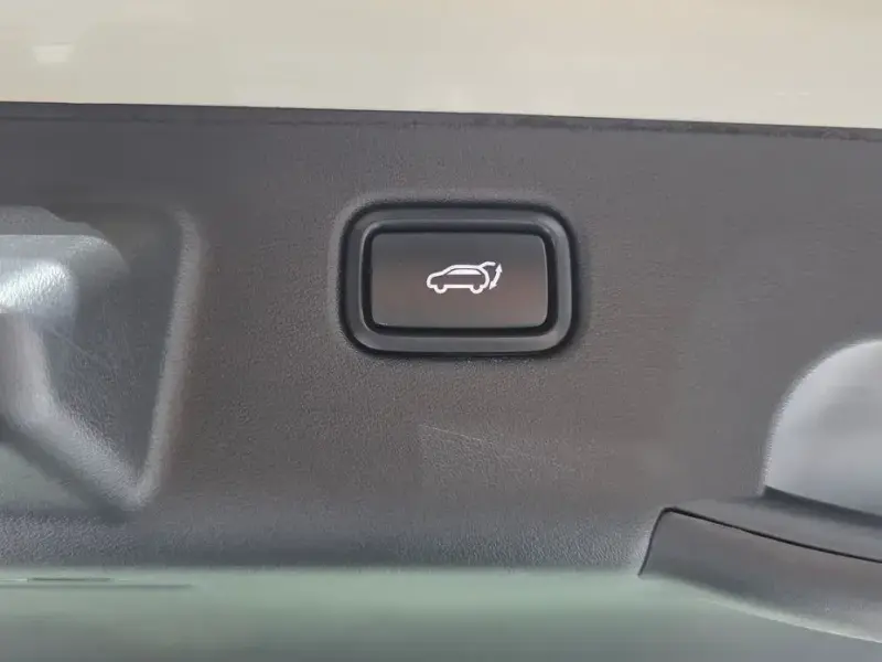 2023 Kia EV6 с пробегом 41 670 км
