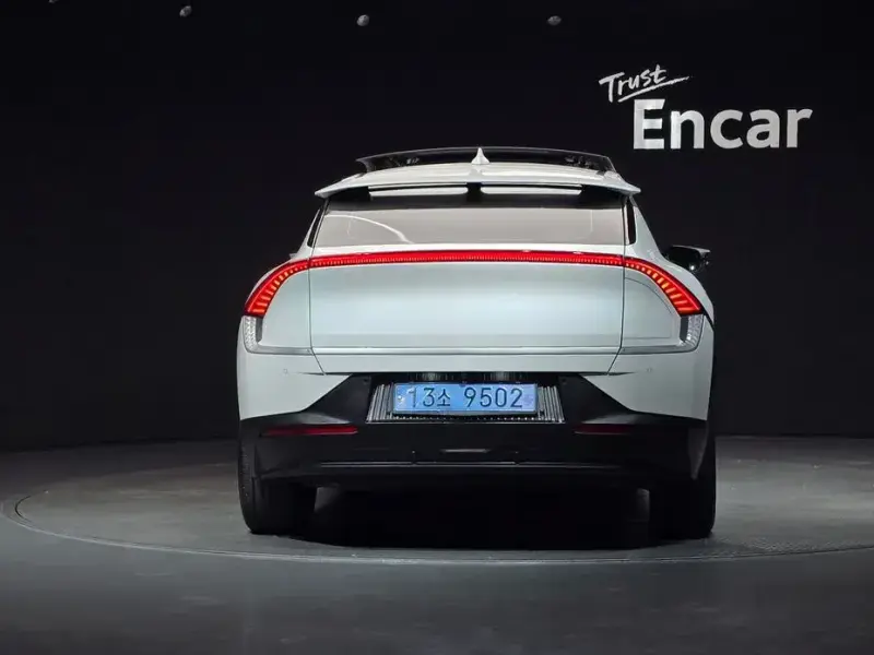 2022 Kia EV6 с пробегом 88 413 км