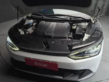 2022 Kia EV6 с пробегом 88 413 км