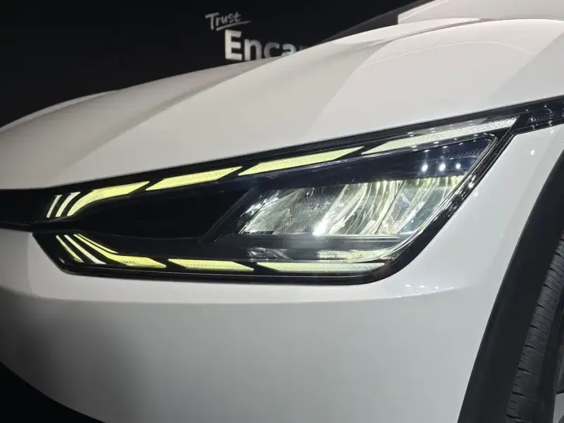 2022 Kia EV6 с пробегом 88 413 км