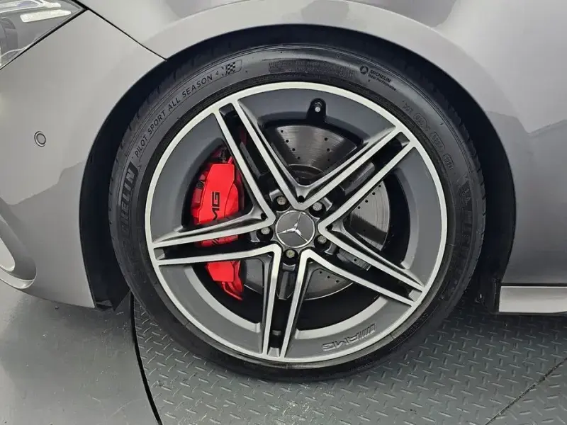 2021 Mercedes-Benz CLA с пробегом 43 281 км