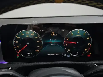 2021 Mercedes-Benz CLA с пробегом 43 281 км