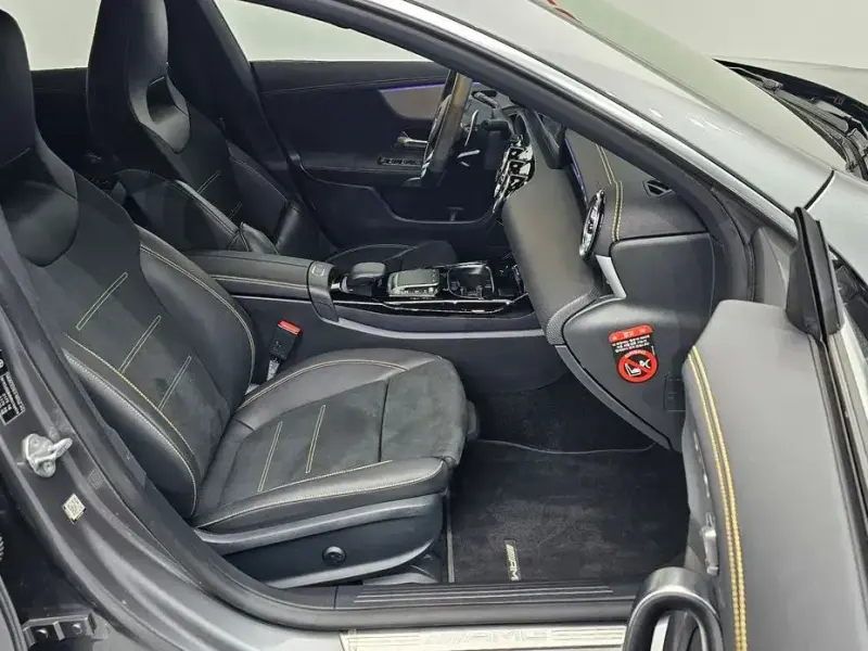 2021 Mercedes-Benz CLA с пробегом 43 281 км