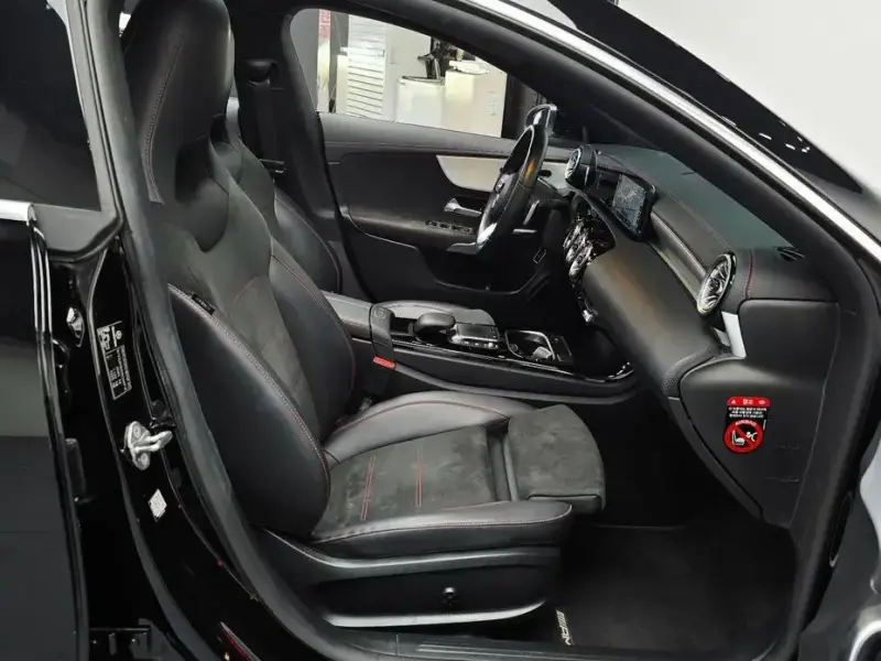 2022 Mercedes-Benz CLA с пробегом 79 746 км