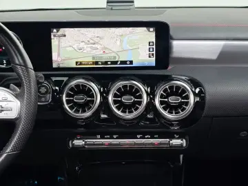 2022 Mercedes-Benz CLA с пробегом 79 746 км