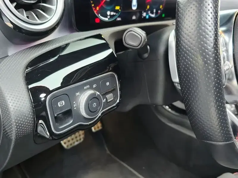 2022 Mercedes-Benz CLA с пробегом 79 746 км