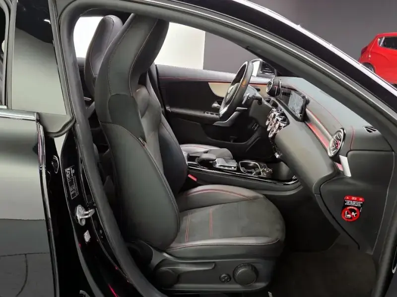 2022 Mercedes-Benz CLA с пробегом 28 056 км