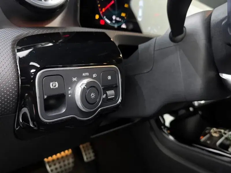 2022 Mercedes-Benz CLA с пробегом 28 056 км
