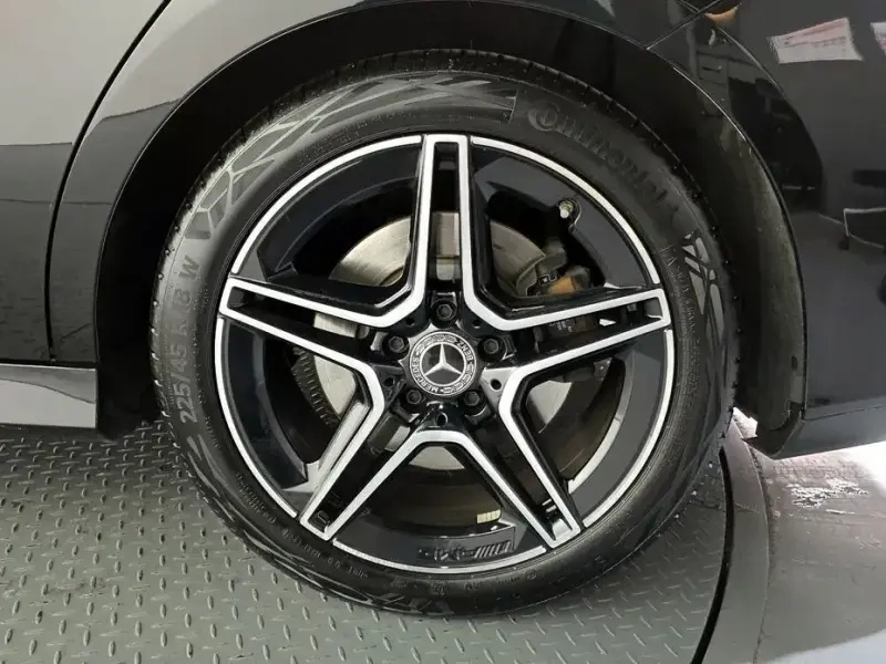 2022 Mercedes-Benz CLA с пробегом 28 056 км