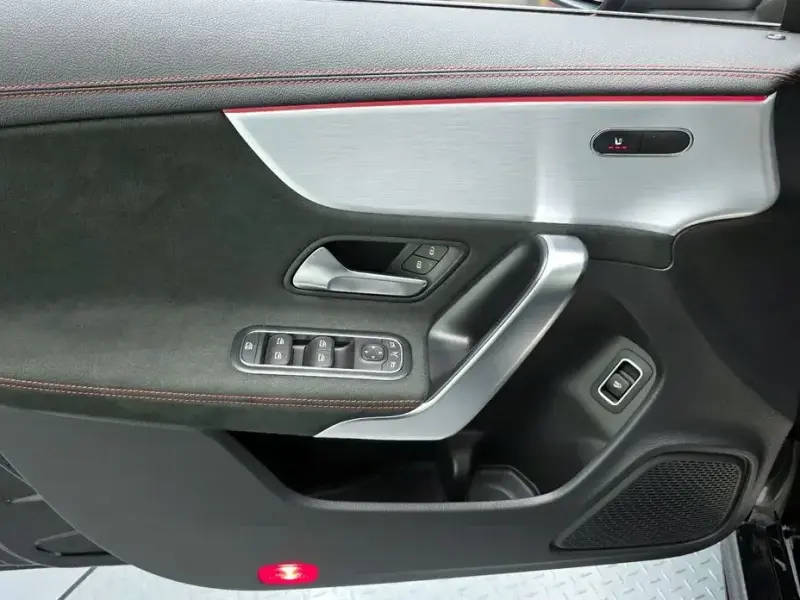 2022 Mercedes-Benz CLA с пробегом 28 056 км