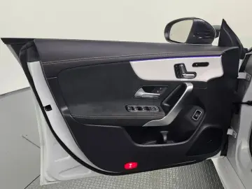 2023 Mercedes-Benz CLA с пробегом 21 323 км