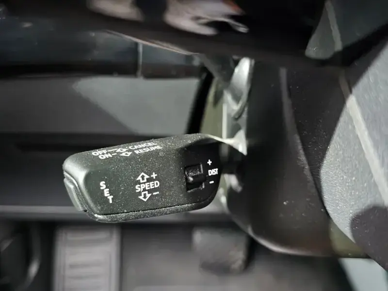 2020 Audi e-tron с пробегом 137 902 км