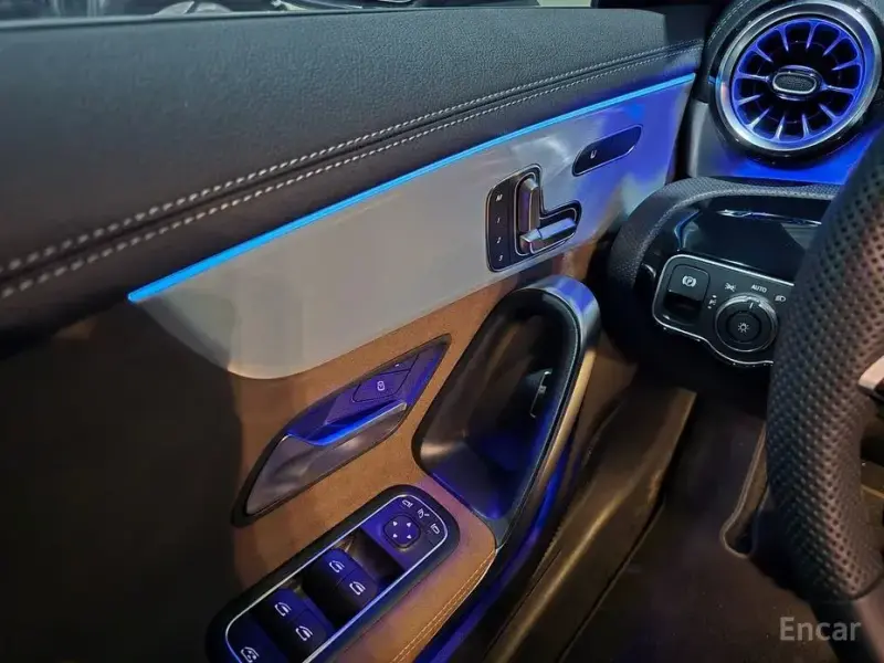 2025 Mercedes-Benz CLA с пробегом 5 820 км