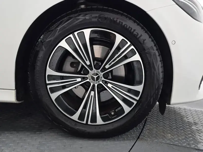 2024 Mercedes-Benz E-Класс с пробегом 7 120 км