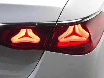 2024 Mercedes-Benz E-Класс с пробегом 7 120 км