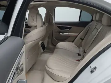 2024 Mercedes-Benz E-Класс с пробегом 31 150 км