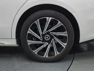 2024 Mercedes-Benz E-Класс с пробегом 31 150 км