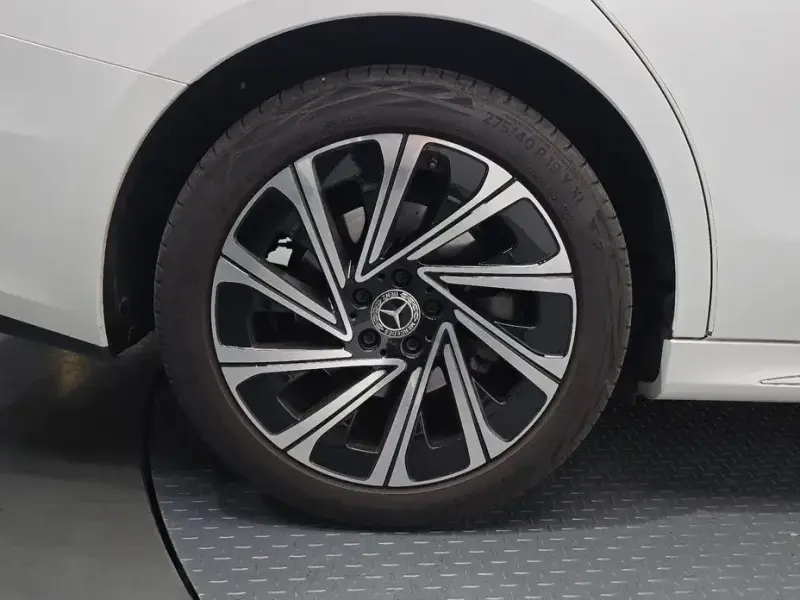 2024 Mercedes-Benz E-Класс с пробегом 31 150 км