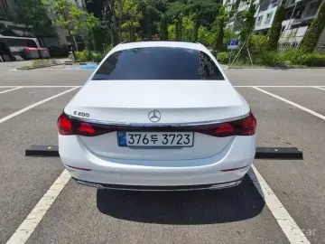 2025 Mercedes-Benz E-Класс с пробегом 7 376 км
