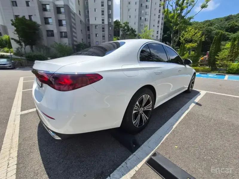 2025 Mercedes-Benz E-Класс с пробегом 7 376 км