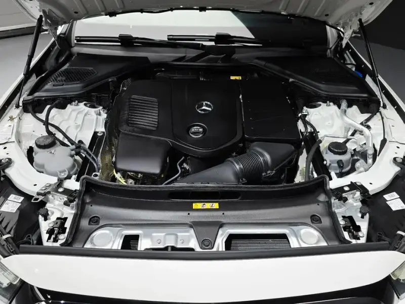 2025 Mercedes-Benz E-Класс с пробегом 8 639 км