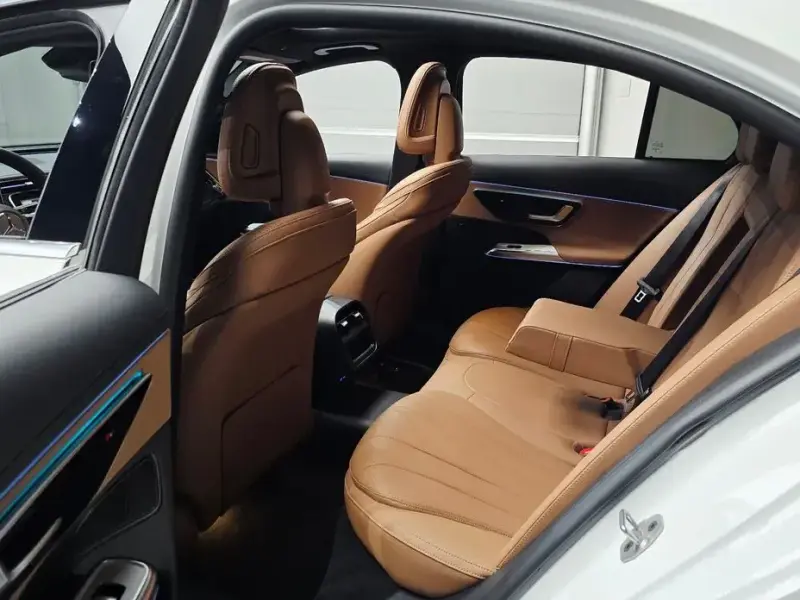 2025 Mercedes-Benz E-Класс с пробегом 8 639 км