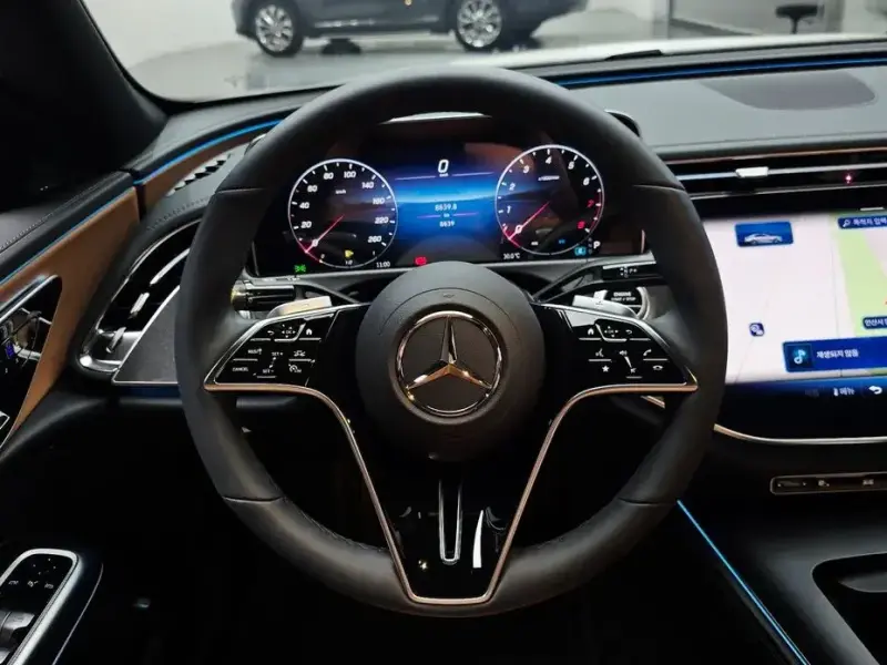 2025 Mercedes-Benz E-Класс с пробегом 8 639 км