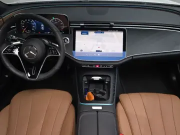 2025 Mercedes-Benz E-Класс с пробегом 13 766 км