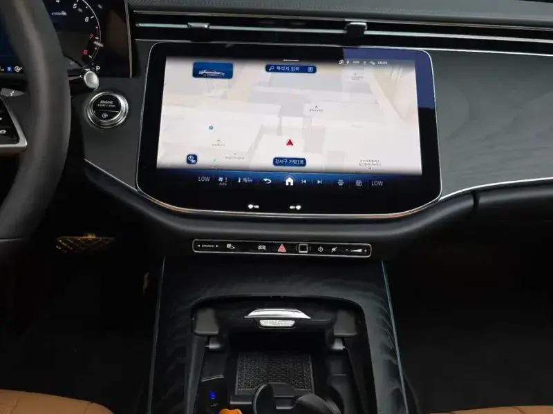 2025 Mercedes-Benz E-Класс с пробегом 13 766 км