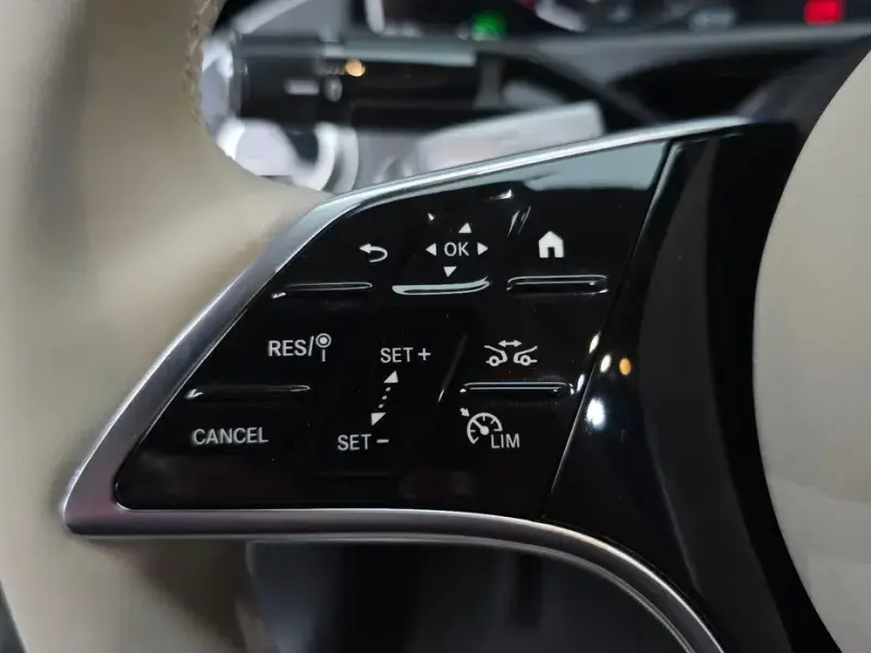 2025 Mercedes-Benz E-Класс с пробегом 6 480 км