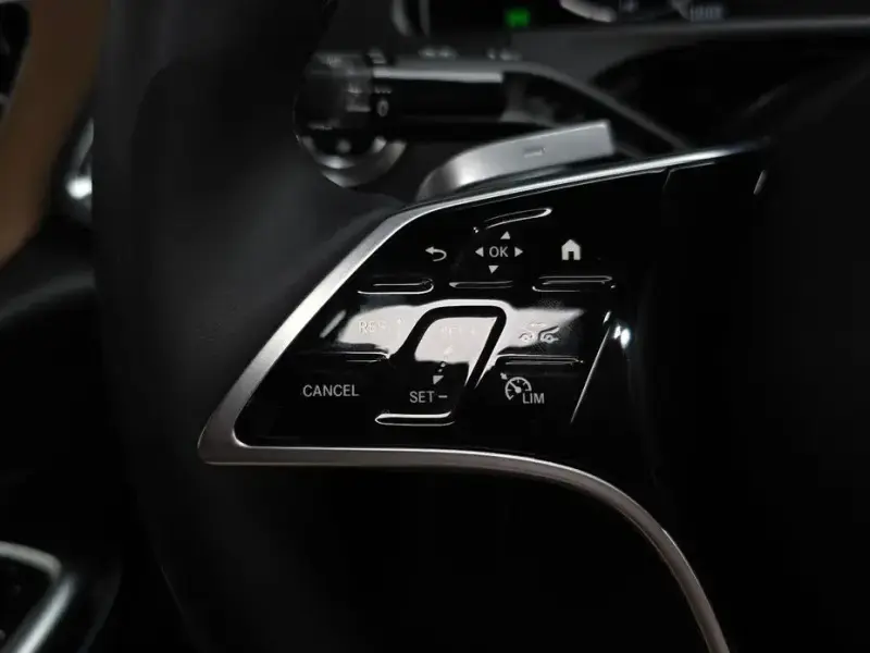 2025 Mercedes-Benz E-Класс с пробегом 13 766 км