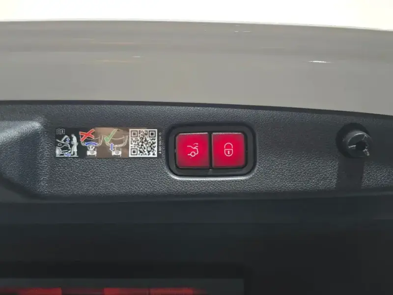 2025 Mercedes-Benz E-Класс с пробегом 6 480 км