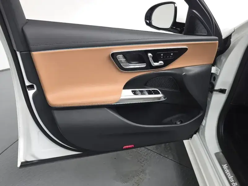 2025 Mercedes-Benz E-Класс с пробегом 13 766 км