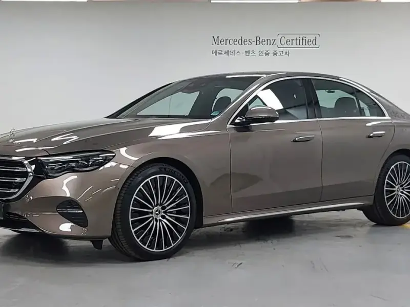 2025 Mercedes-Benz E-Класс с пробегом 10 305 км